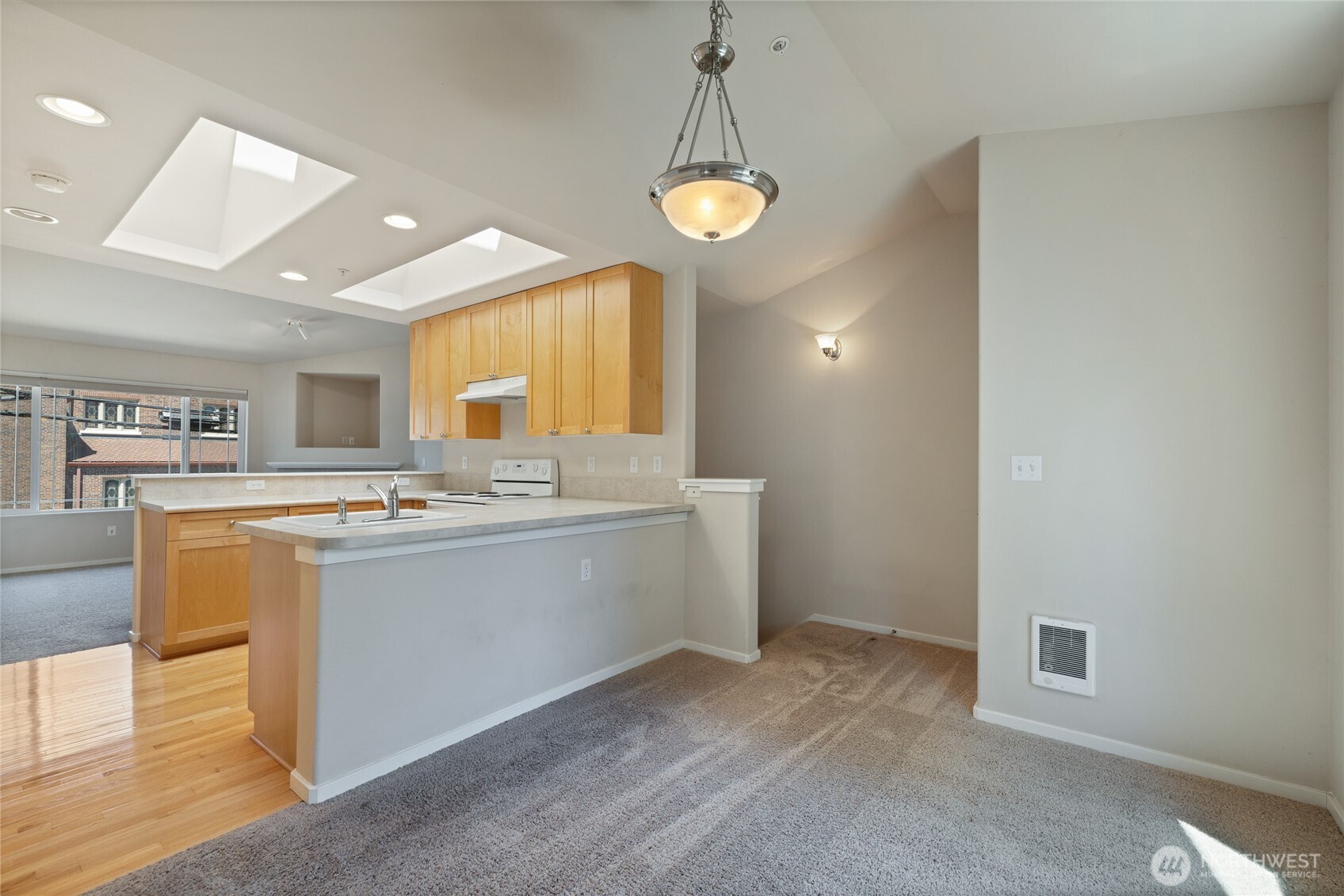 906 6th Avenue C Property Photo 12
