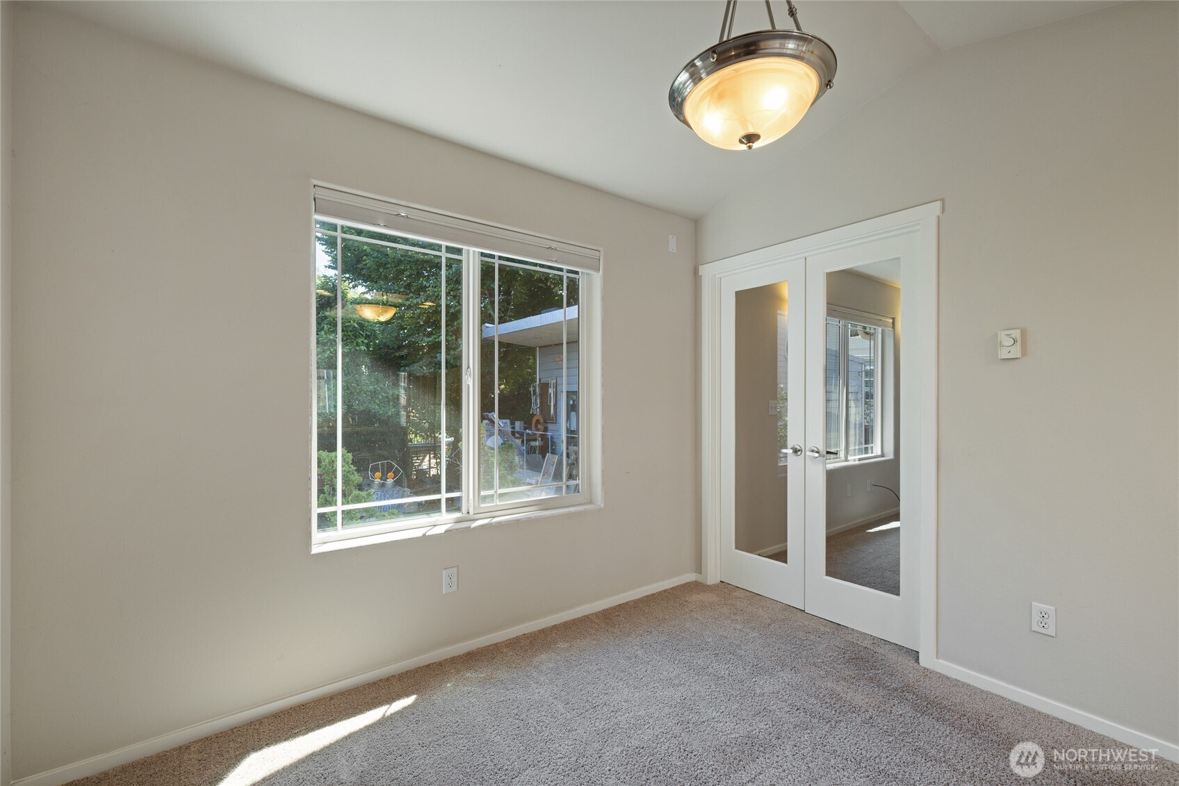 906 6th Avenue C Property Photo 14