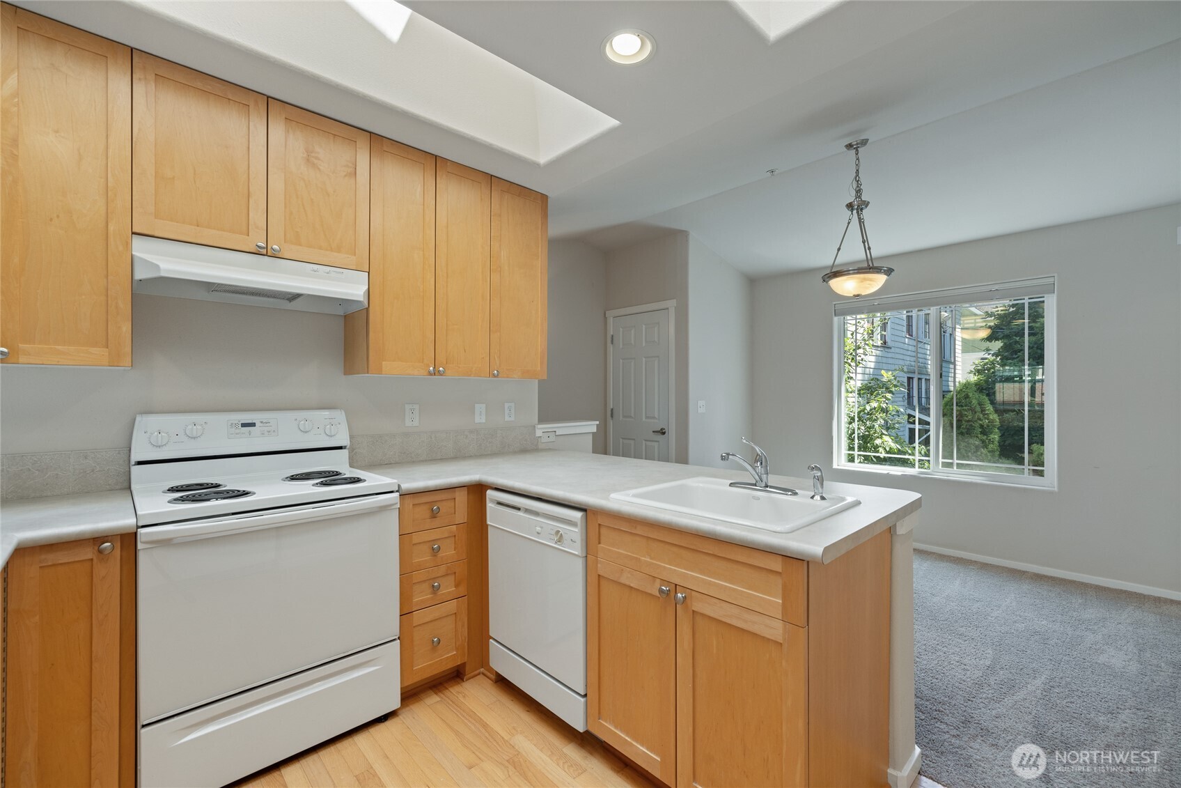 906 6th Avenue C Property Photo 21