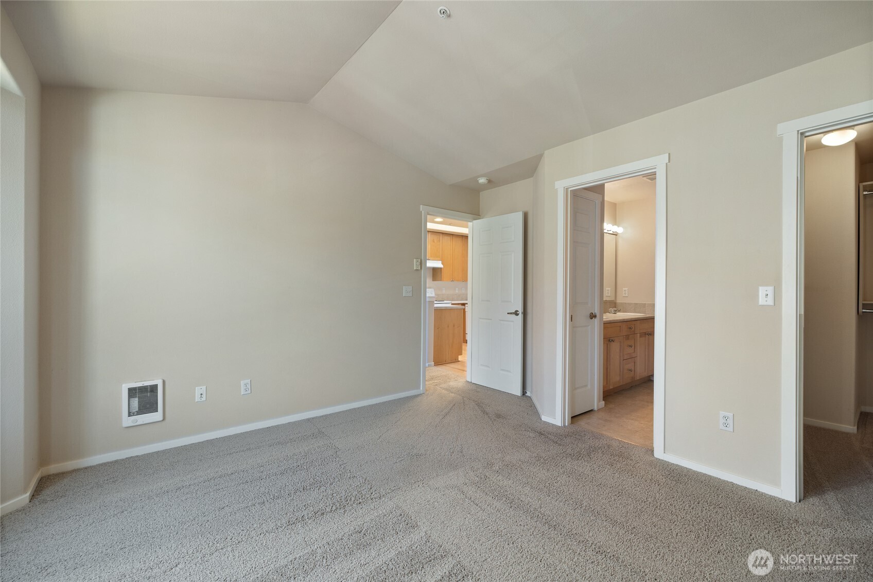 906 6th Avenue C Property Photo 29