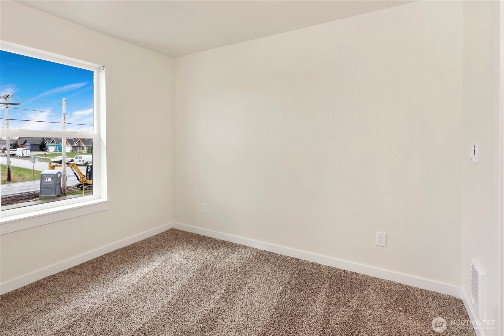 404 Front Street Property Photo 17