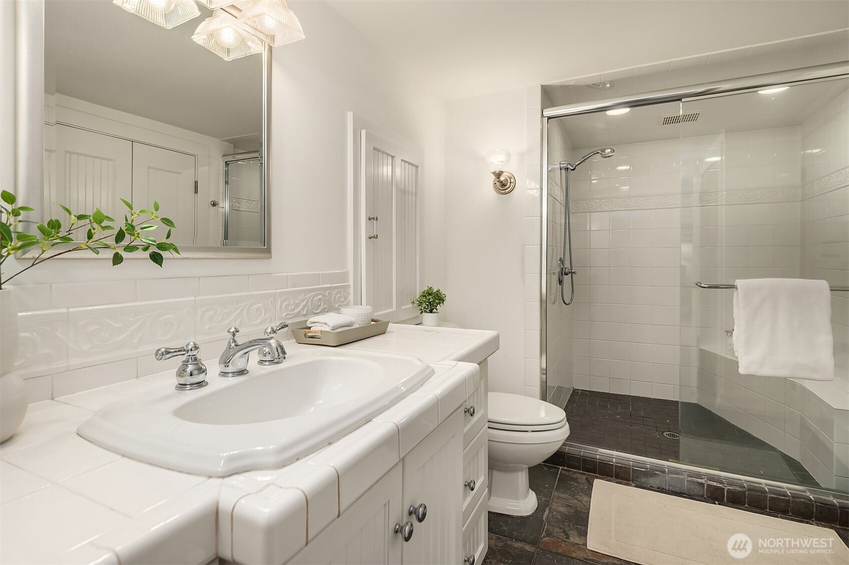 1021 Mcgilvra Boulevard Property Photo 25