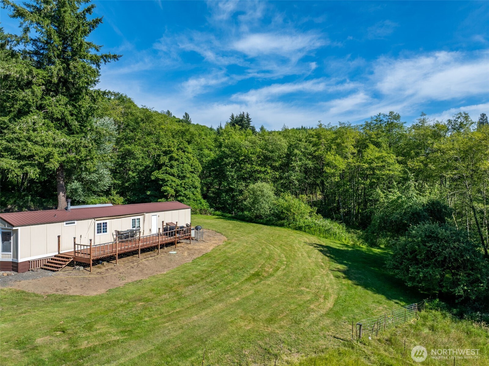 461 Kjesbu Road Property Photo 3