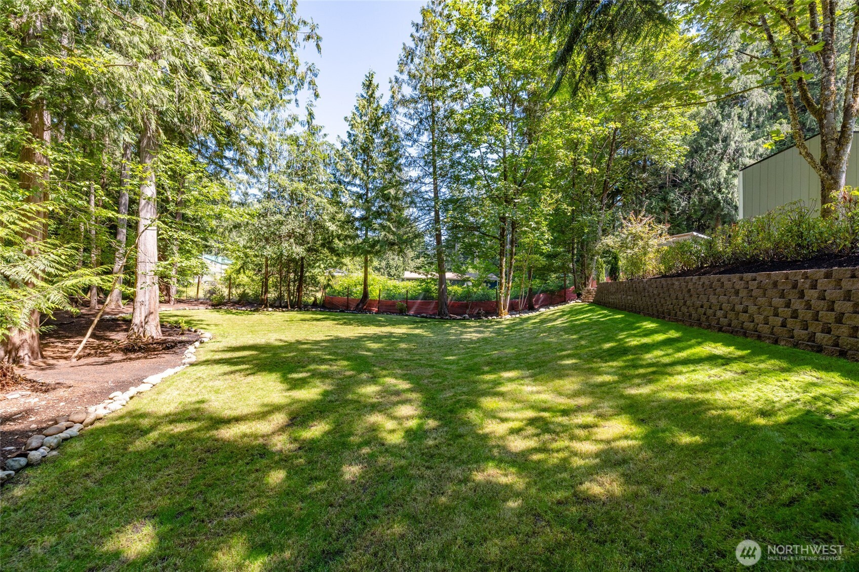 42129 Pine Street Property Photo 28