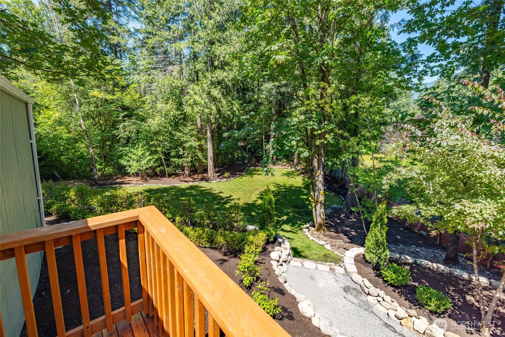 42129 Pine Street Property Photo 35
