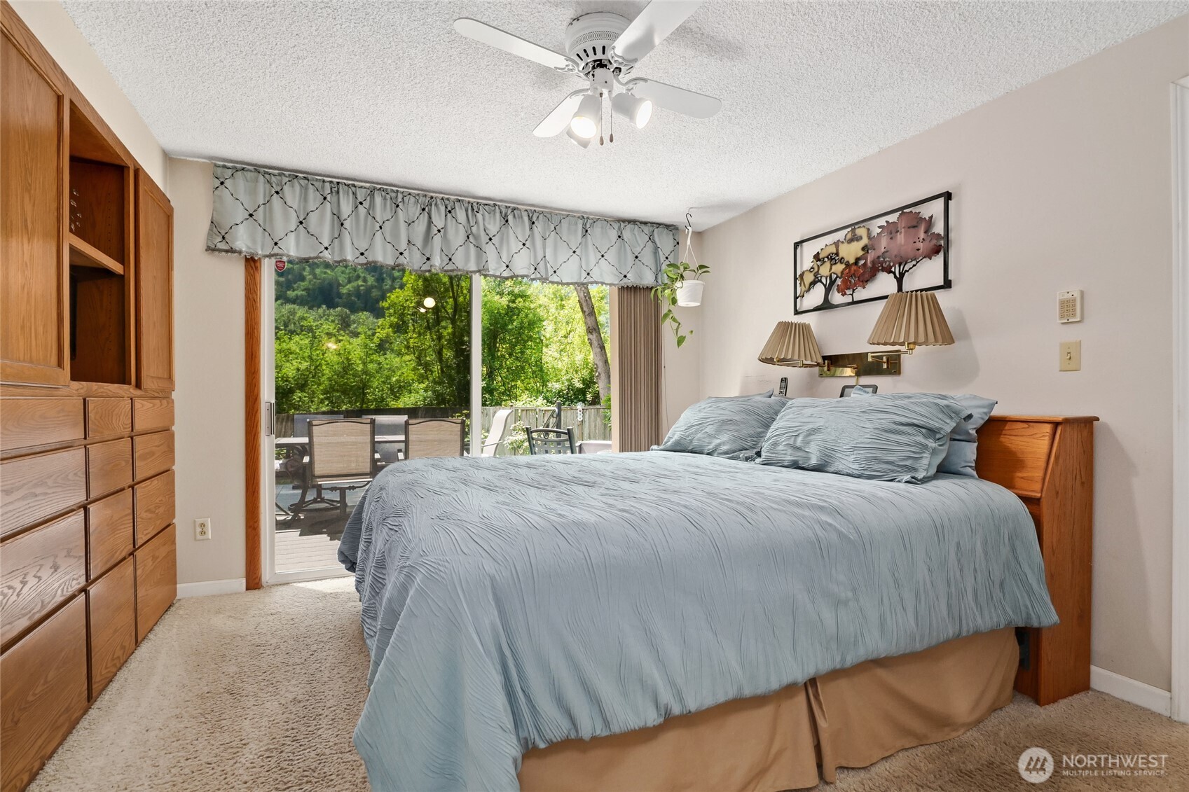 975 Front Street Property Photo 19