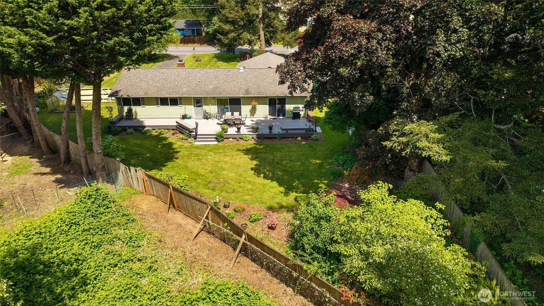 975 Front Street Property Photo 34