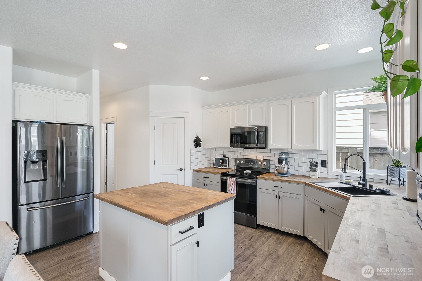 4003 Ne 165th Place Property Photo 19
