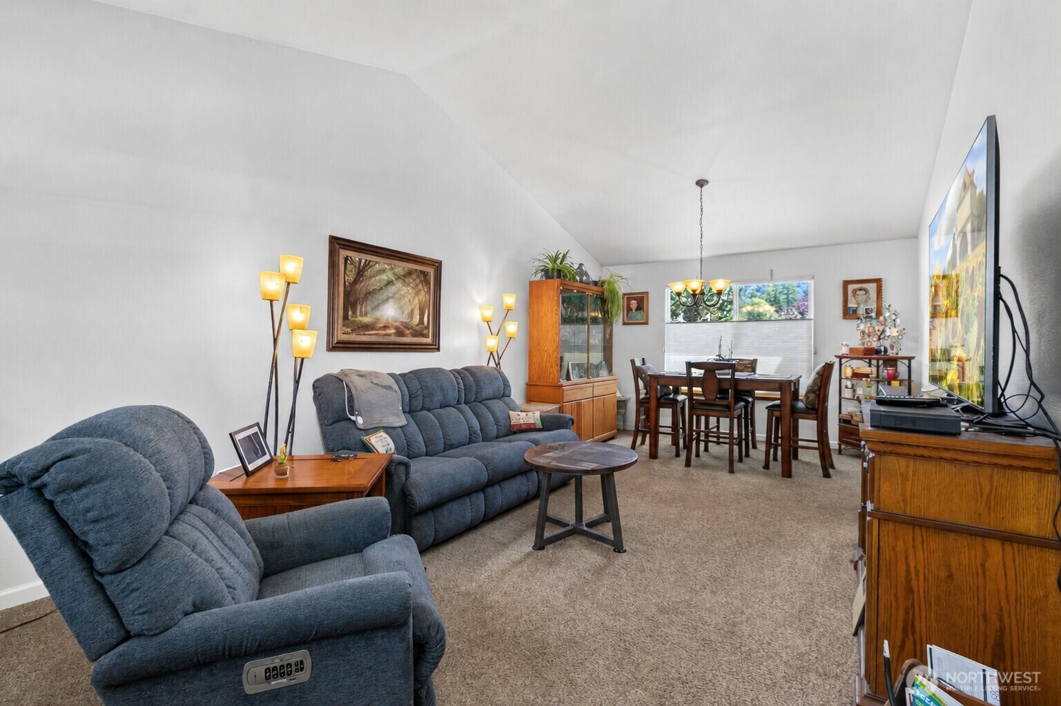 2100 Fowler Place Property Photo 8