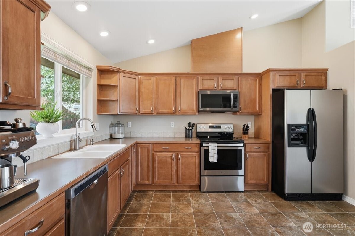 2132 W Honeysett Road Property Photo 7