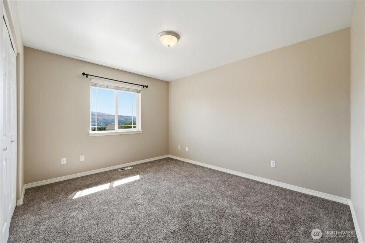 2132 W Honeysett Road Property Photo 22