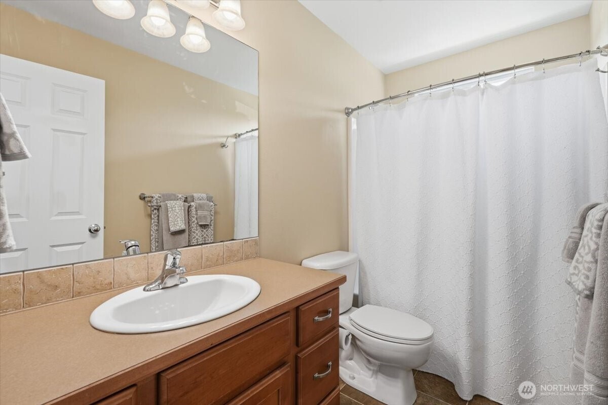 2132 W Honeysett Road Property Photo 24