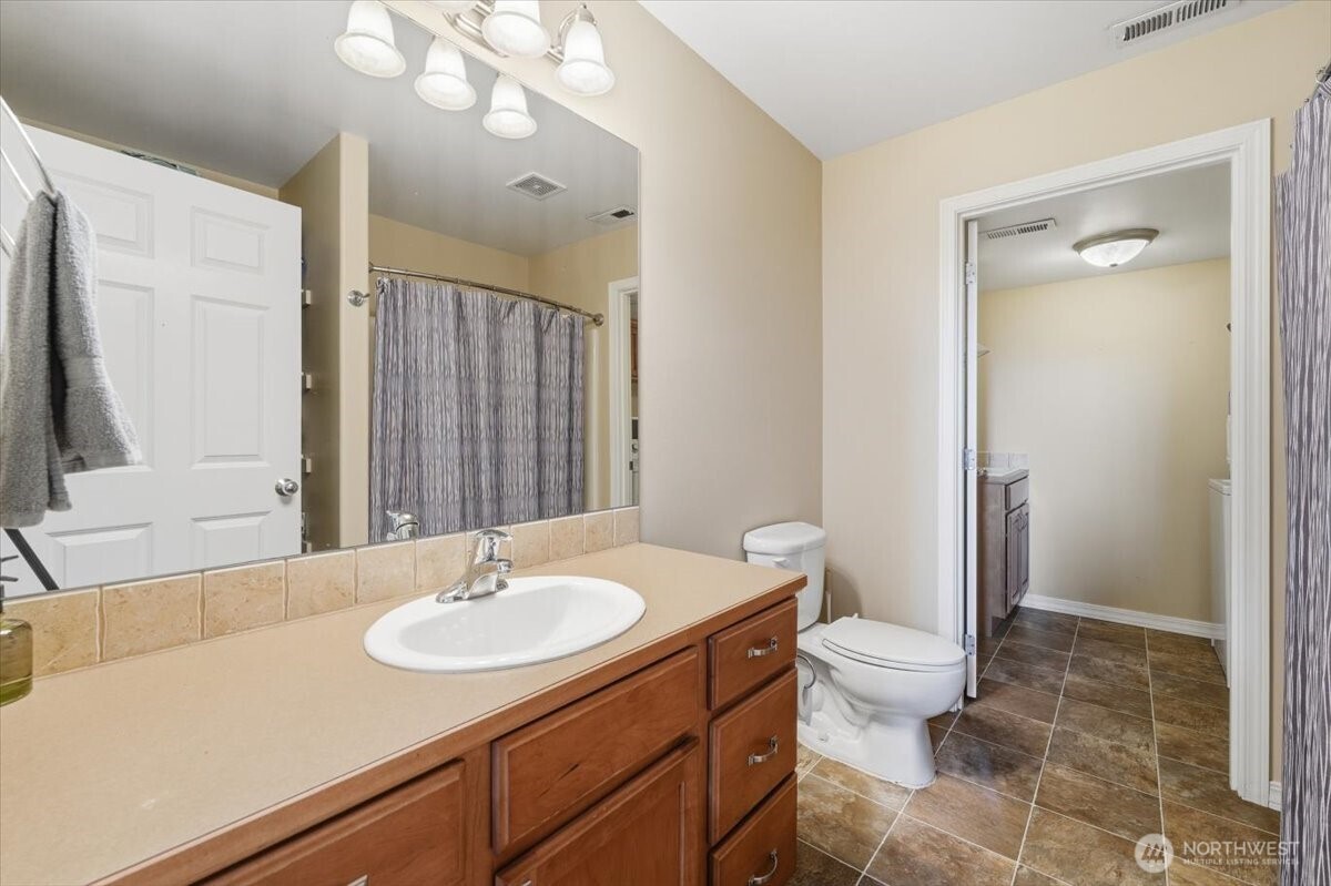 2132 W Honeysett Road Property Photo 29
