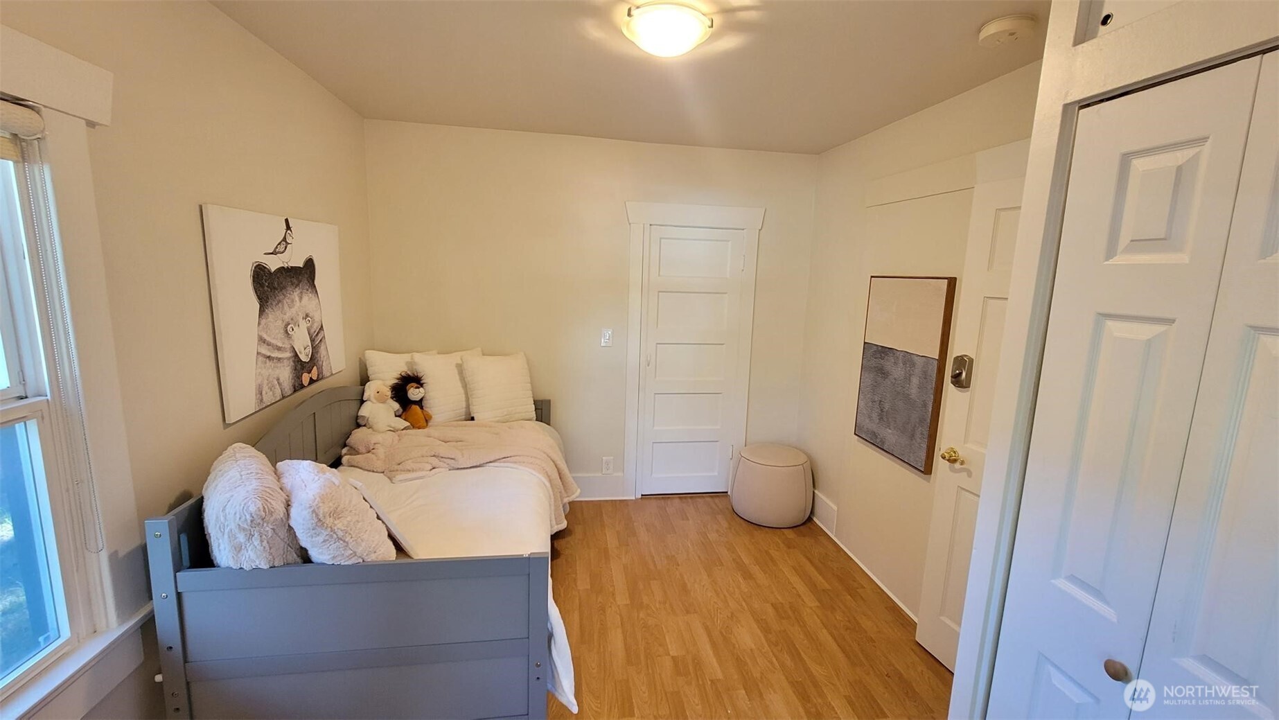 5621 Brooklyn Avenue Property Photo 12