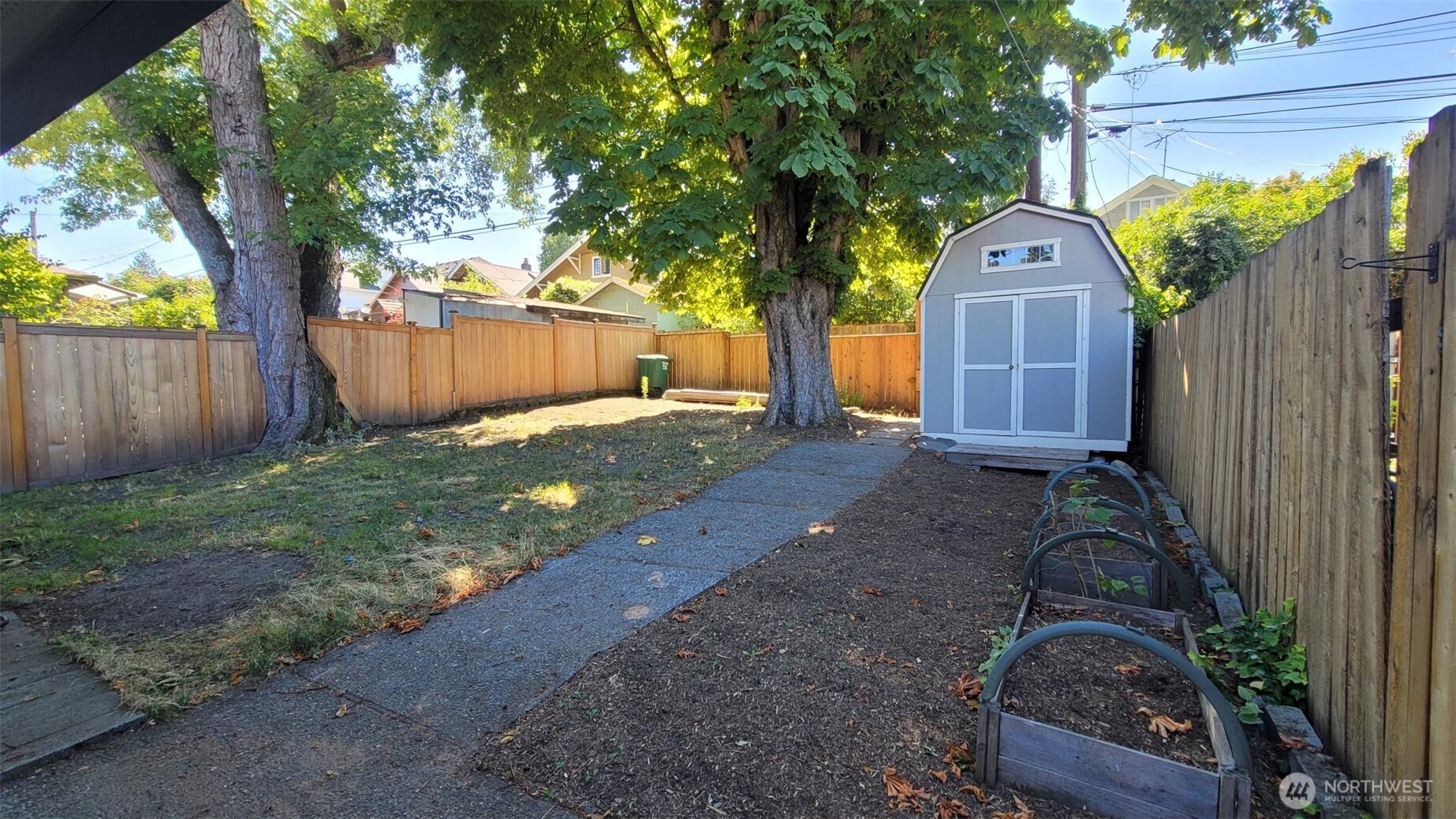 5621 Brooklyn Avenue Property Photo 19