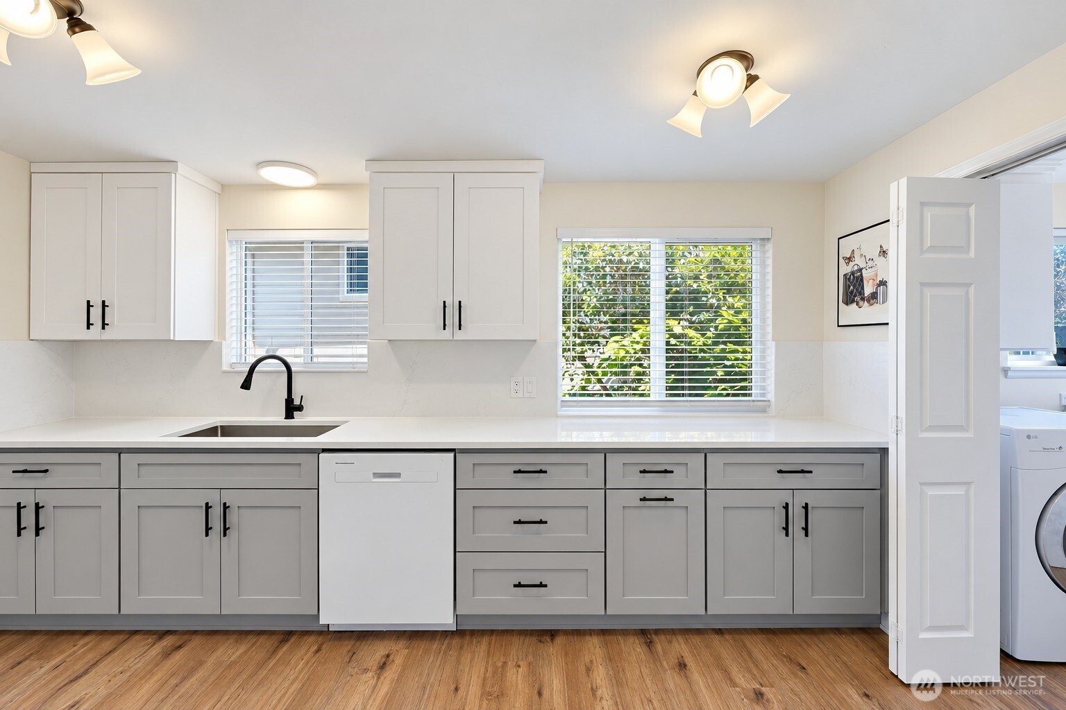 1821 N Bennett Street Property Photo 7