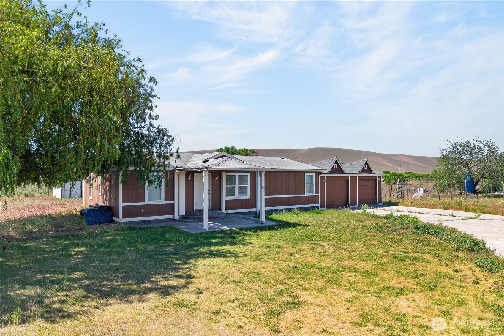 2643 W Bench Road Property Photo 3