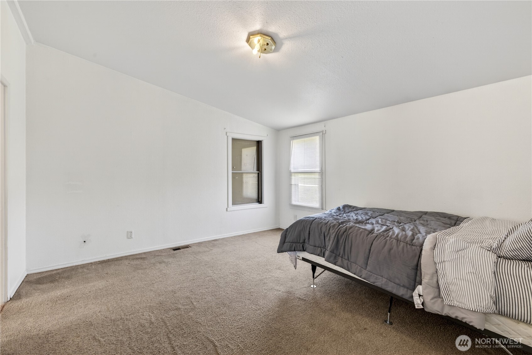 2643 W Bench Road Property Photo 13
