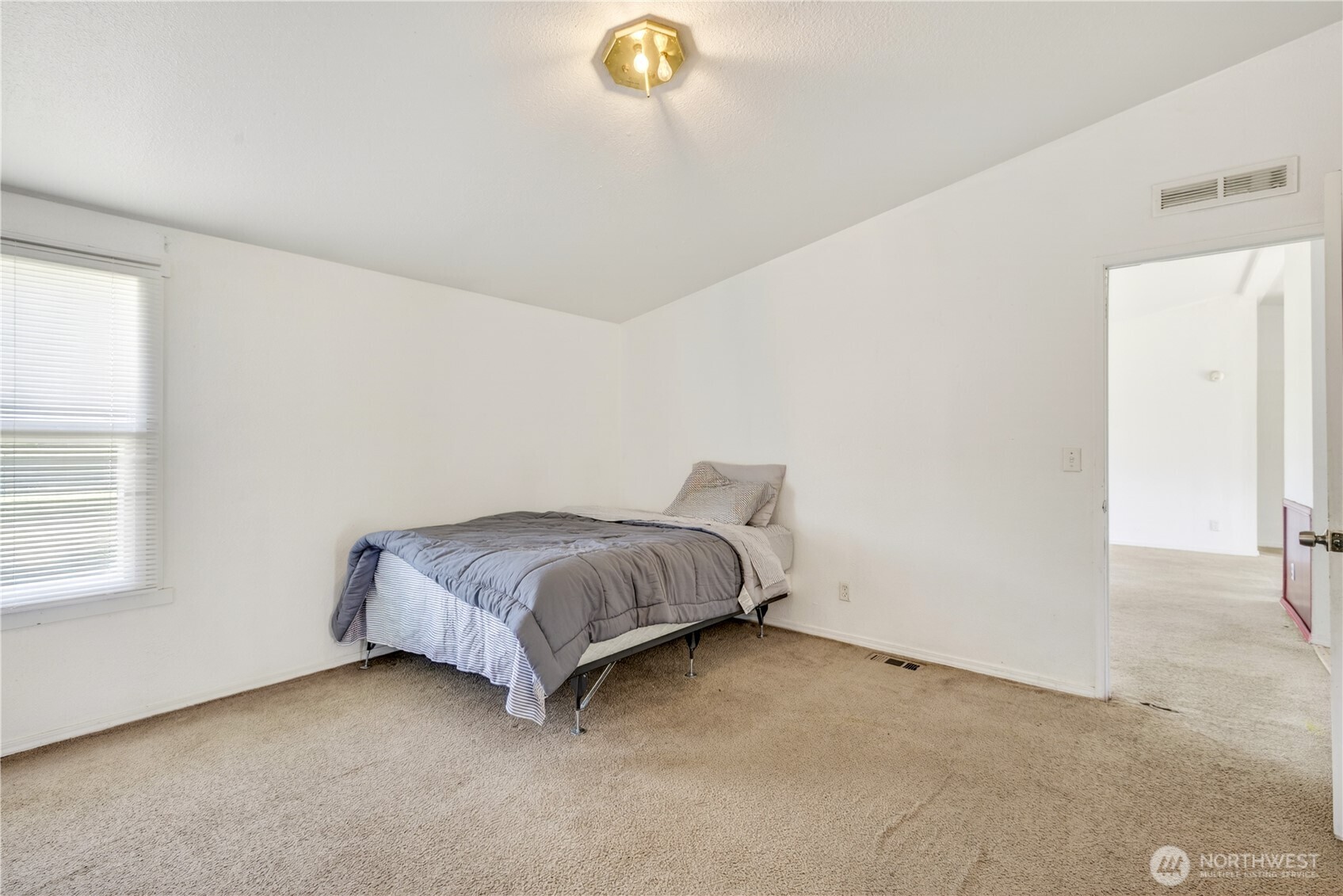 2643 W Bench Road Property Photo 14
