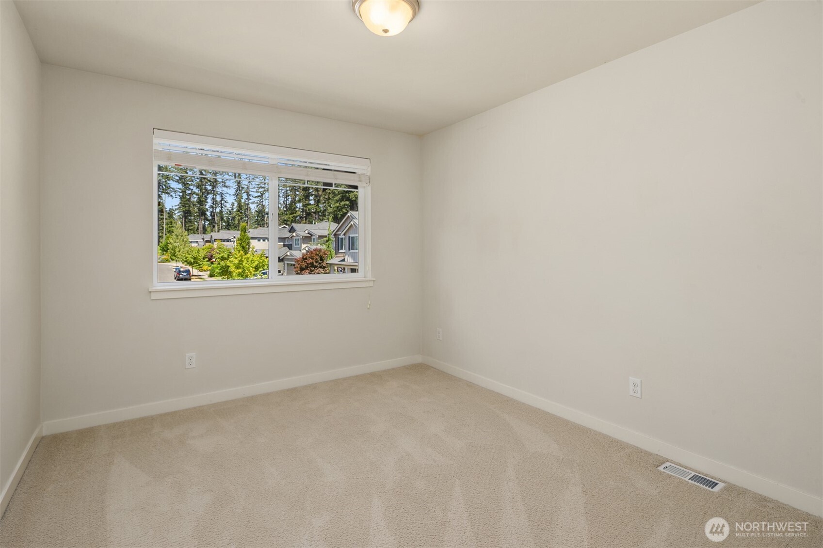 5402 165th Place Property Photo 25