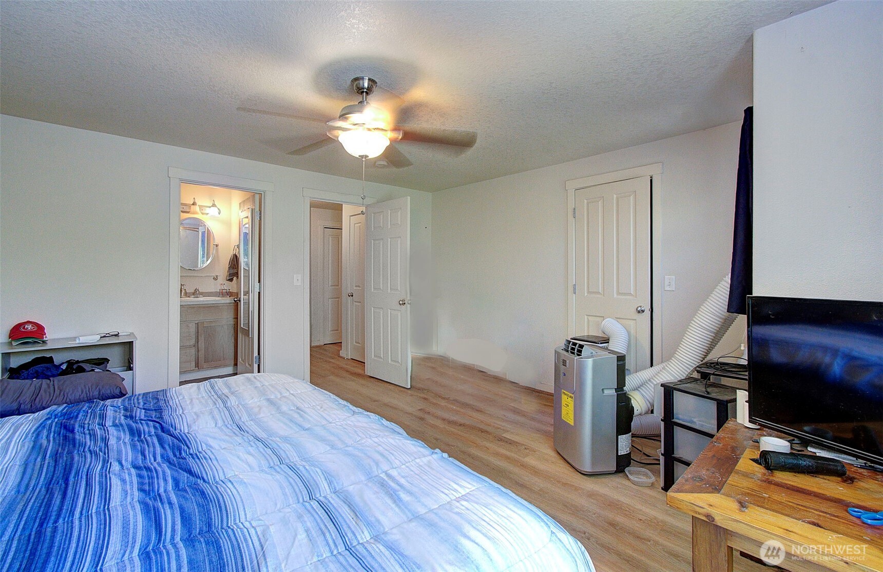 2428 Ne 113th Court Property Photo 13