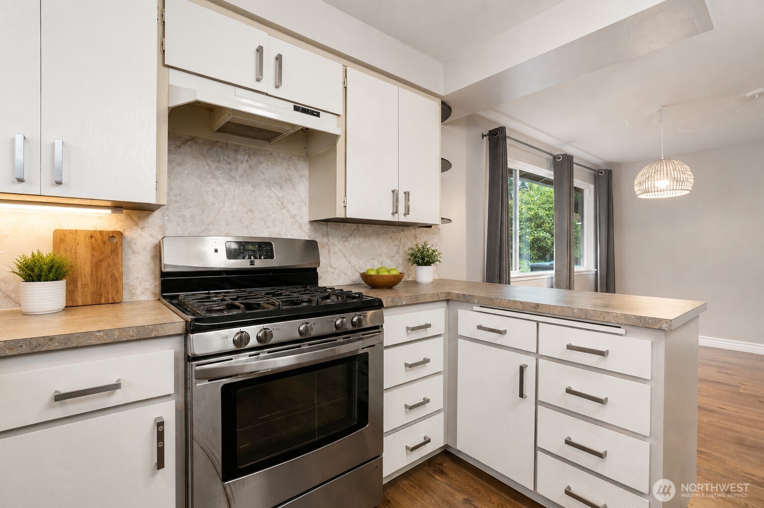 120 155th Street Property Photo 6