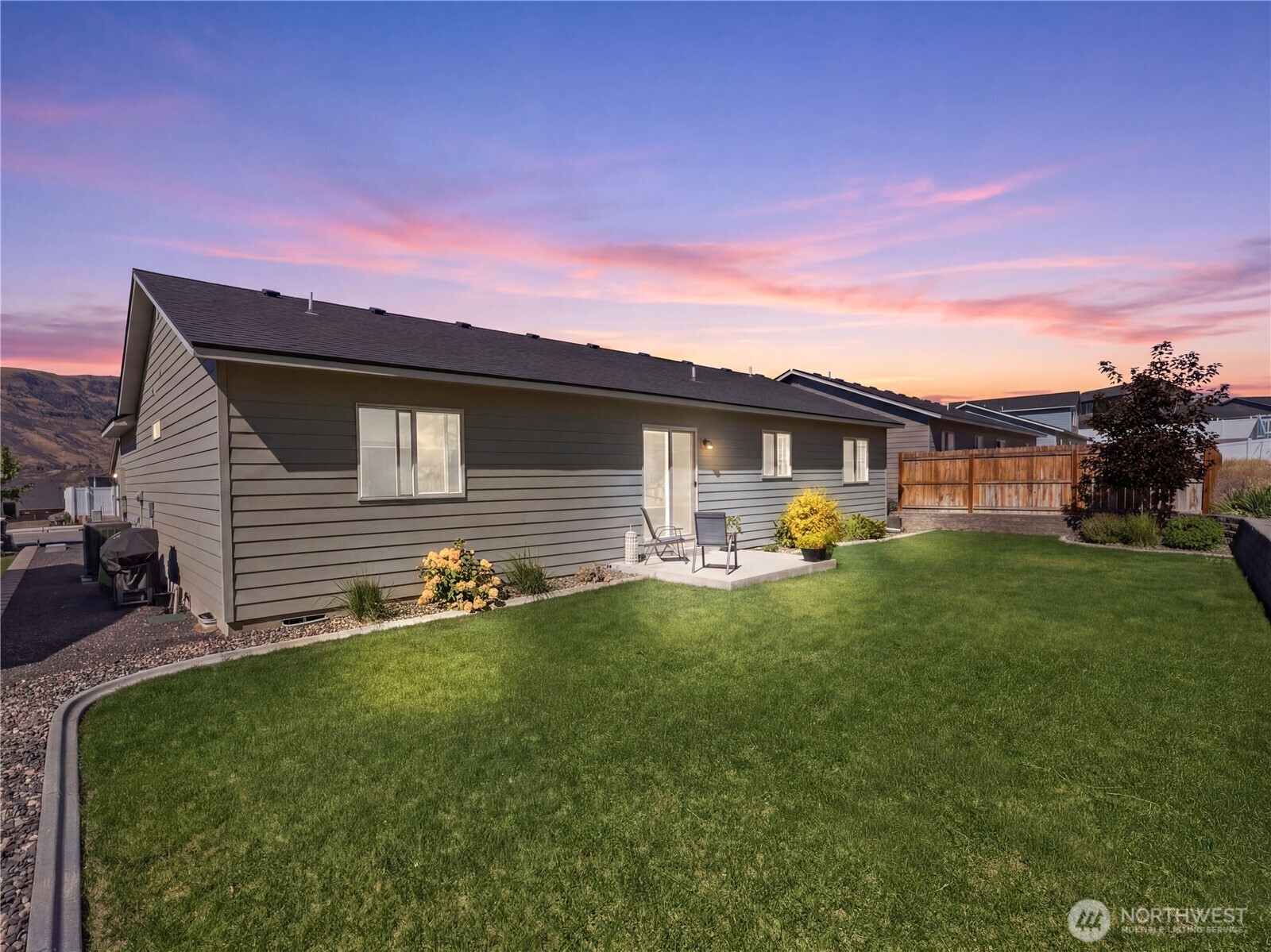 159 George Loop Property Photo 32