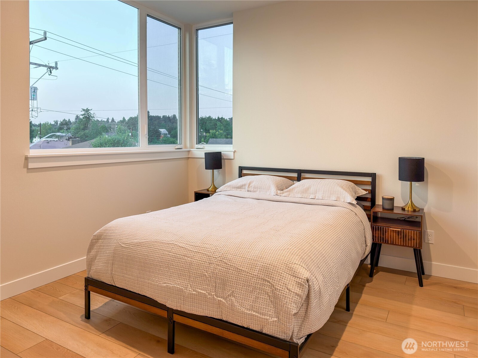 6905 42nd Avenue B Property Photo 10