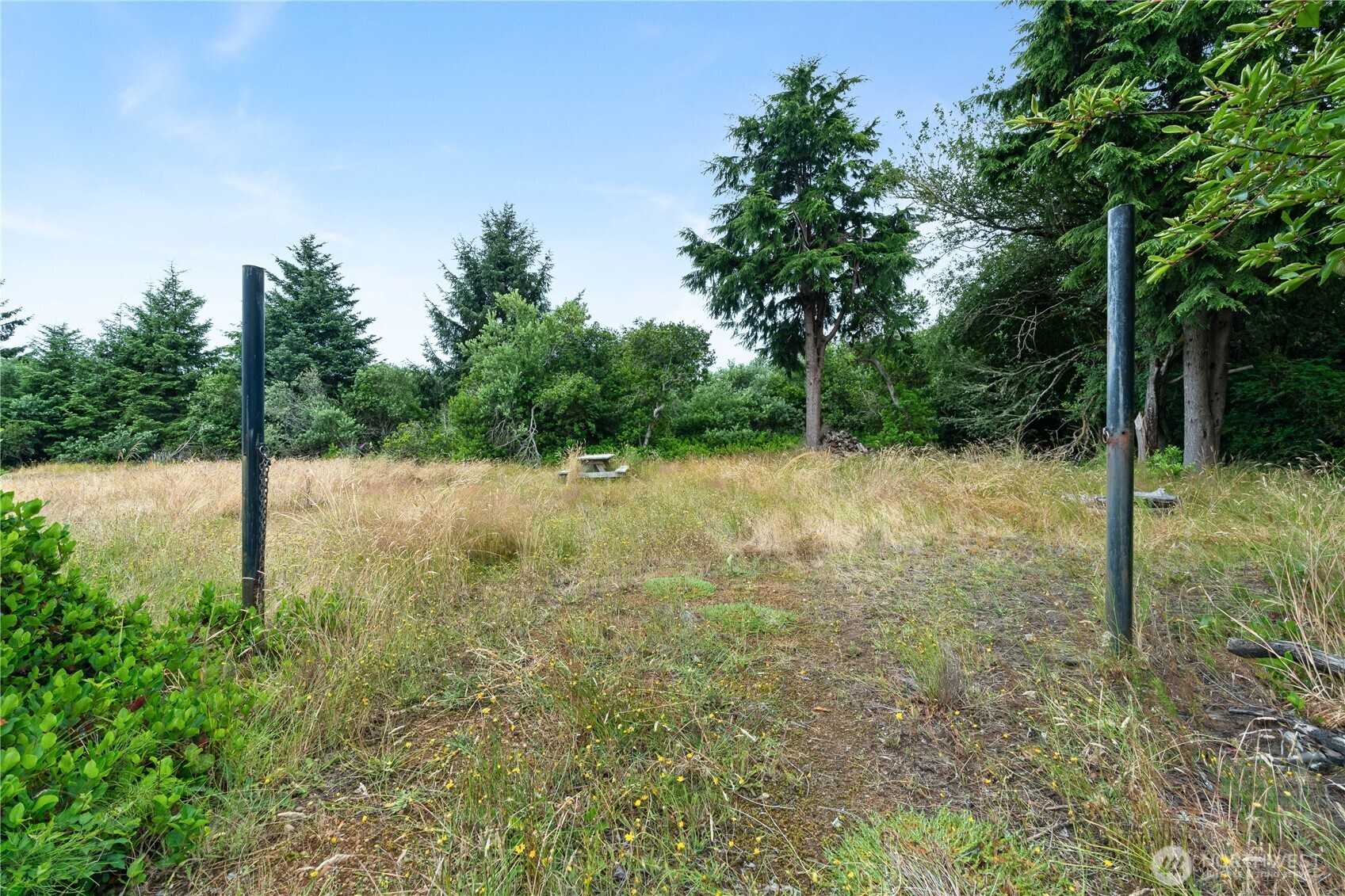 521 Point Brown Avenue Property Photo 3
