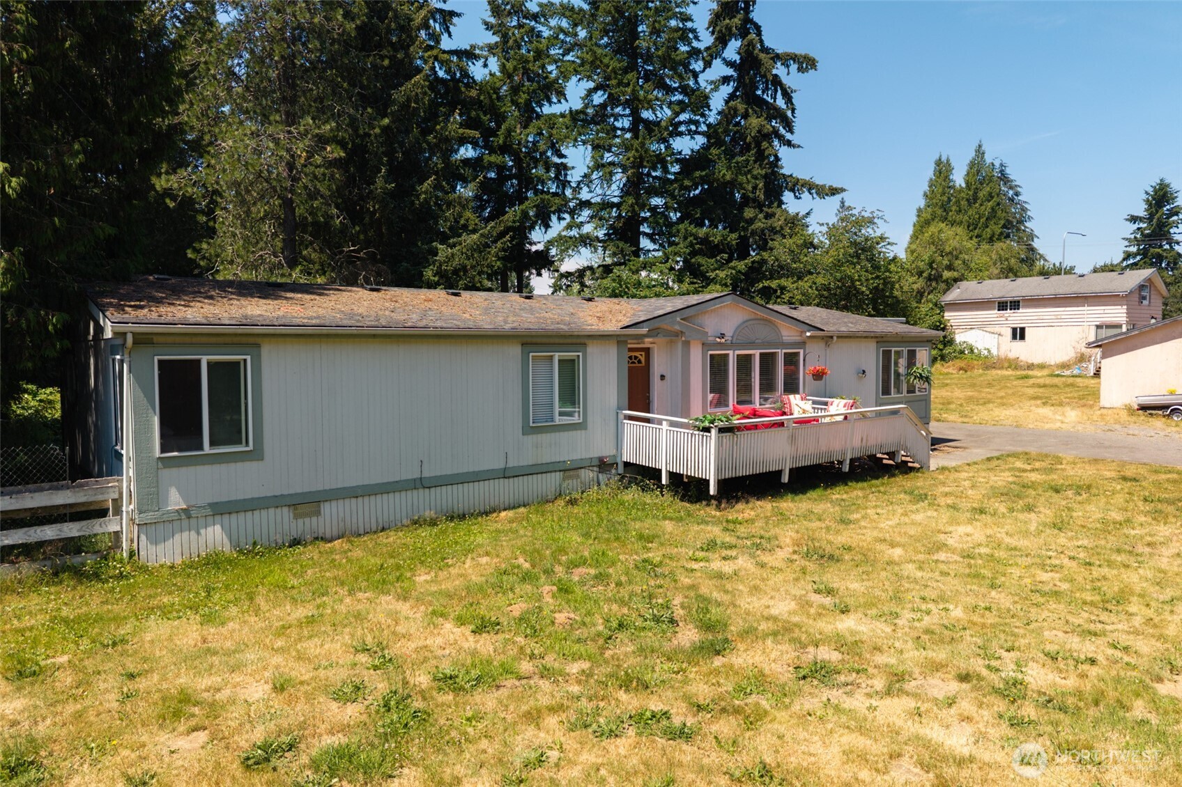 13045 Se 208th Property Photo 6
