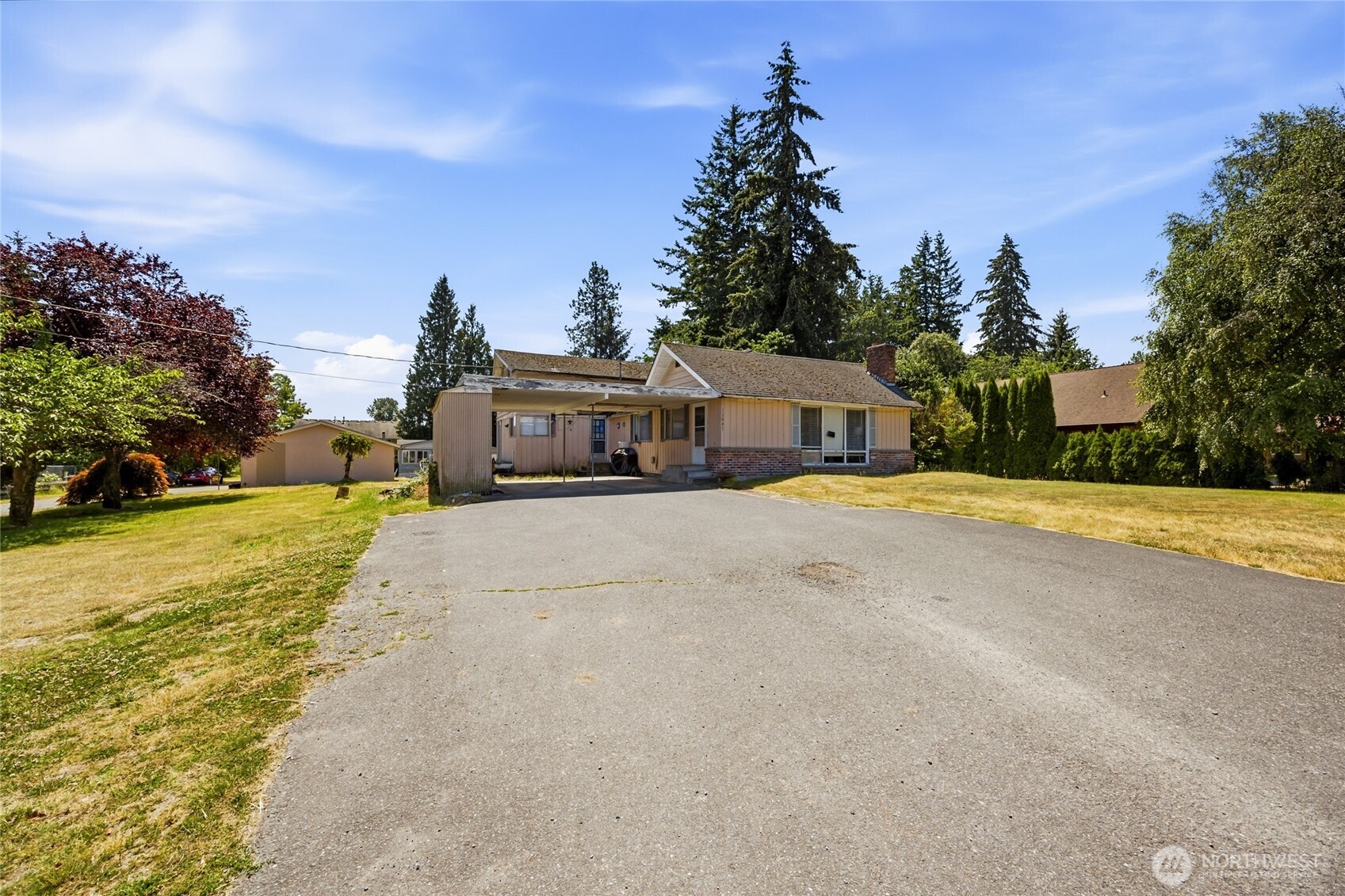 13041 Se 208th Street Property Photo 7