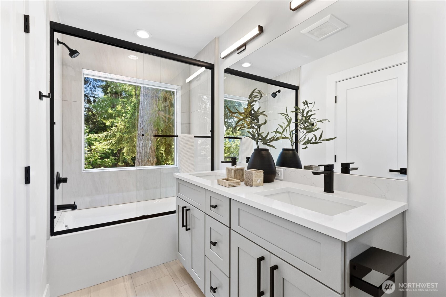 7103 210 Street A Property Photo 31