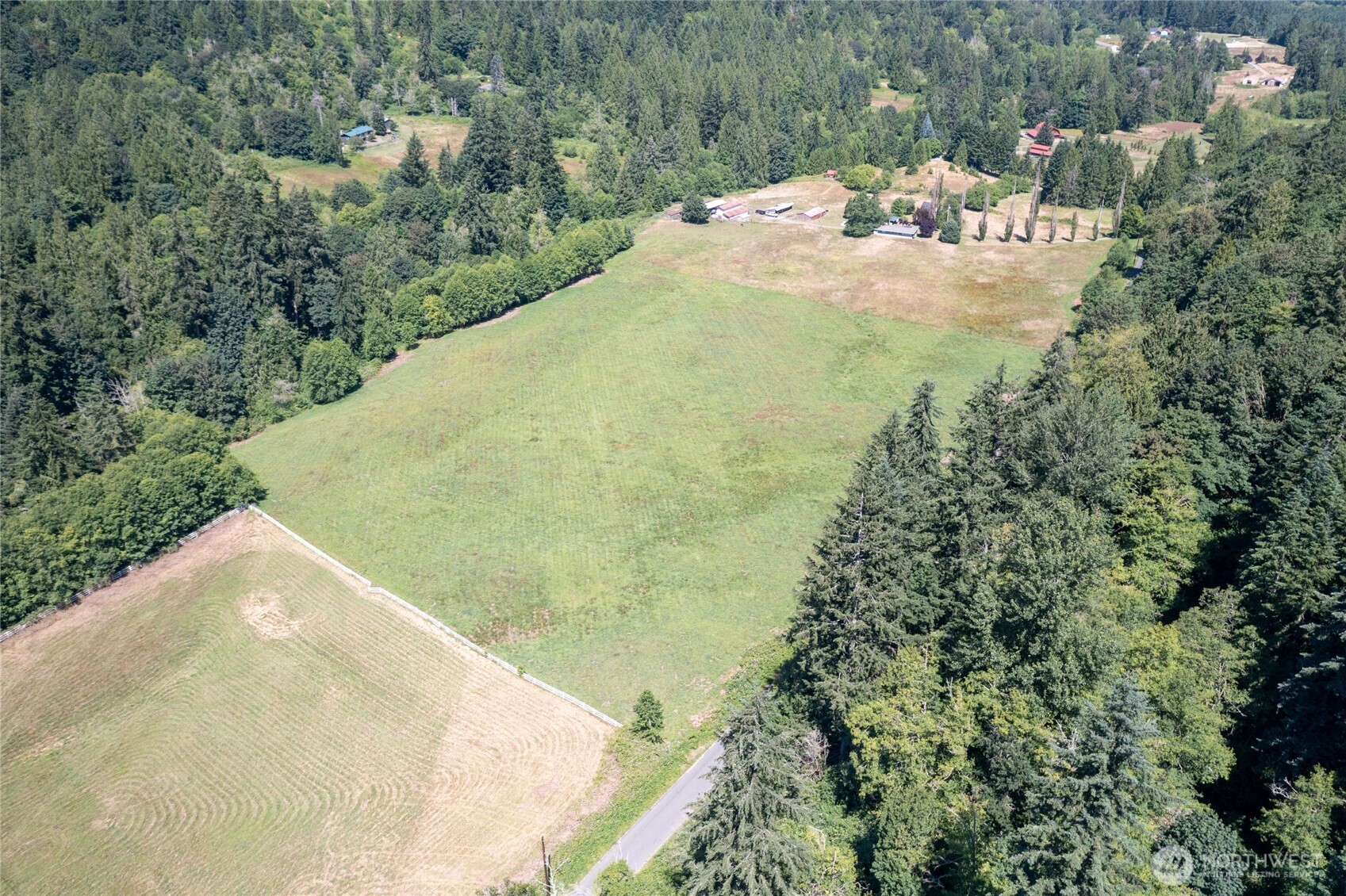 20412 Ricci Road Property Photo 4