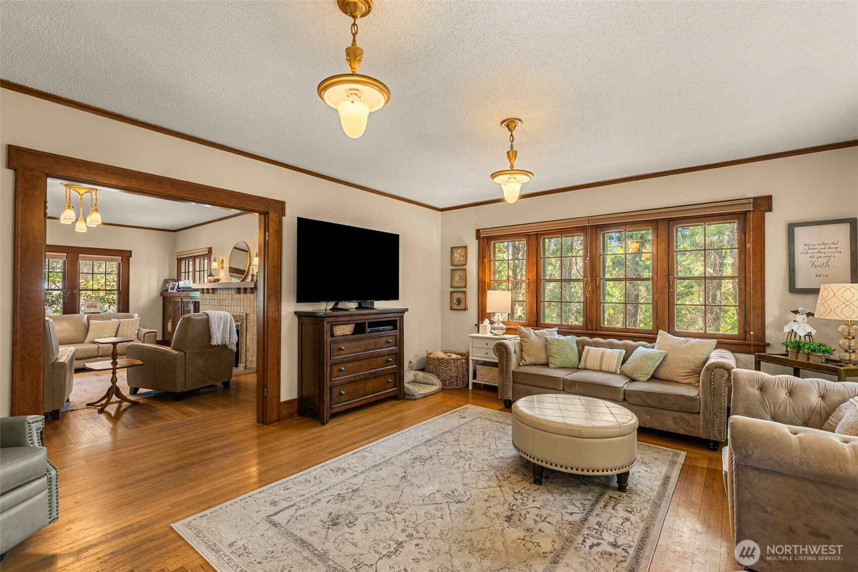 1105 Easy Street Property Photo 12