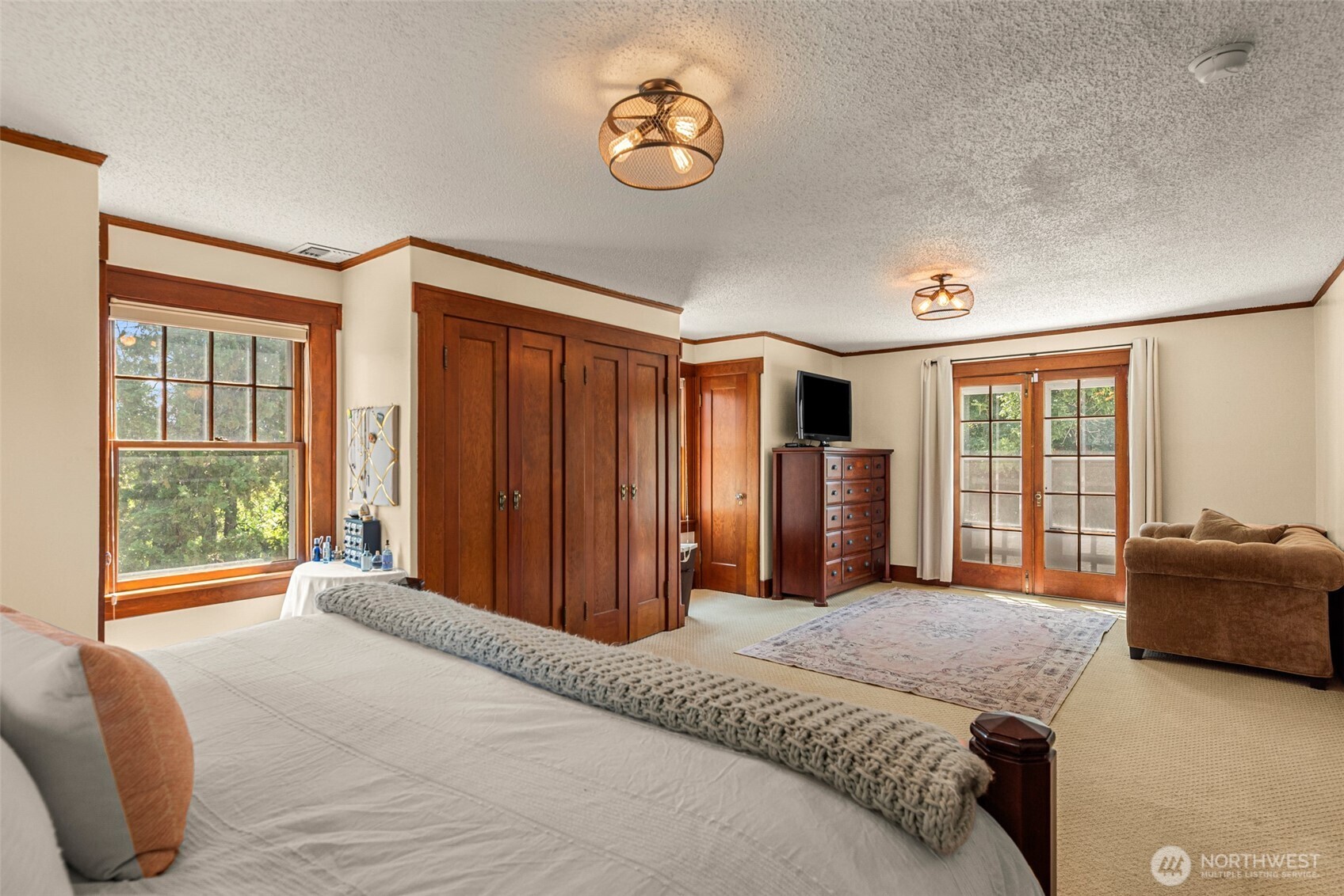 1105 Easy Street Property Photo 27
