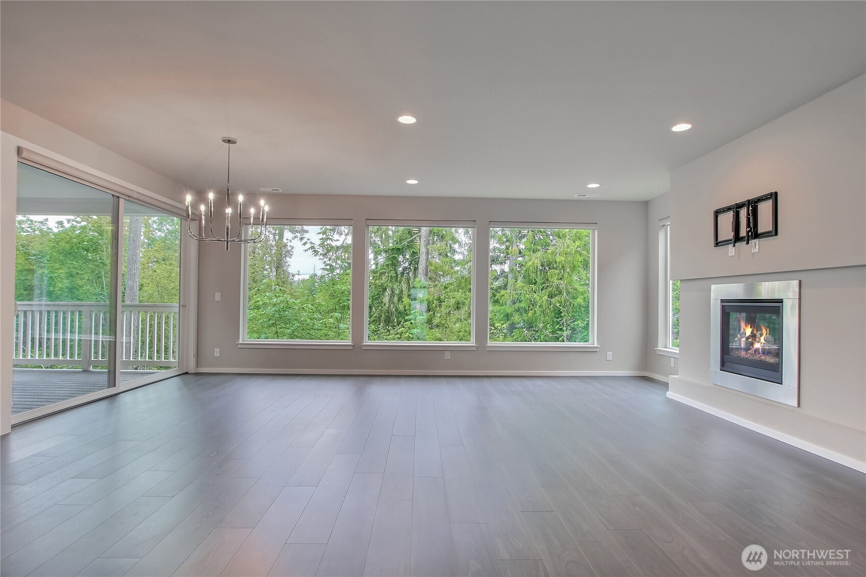 18823 128th Street Property Photo 4