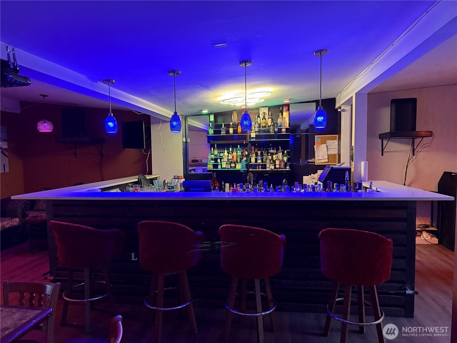2551675 Property Photo 1