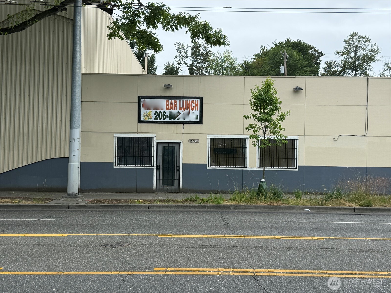 2551675 Property Photo 4