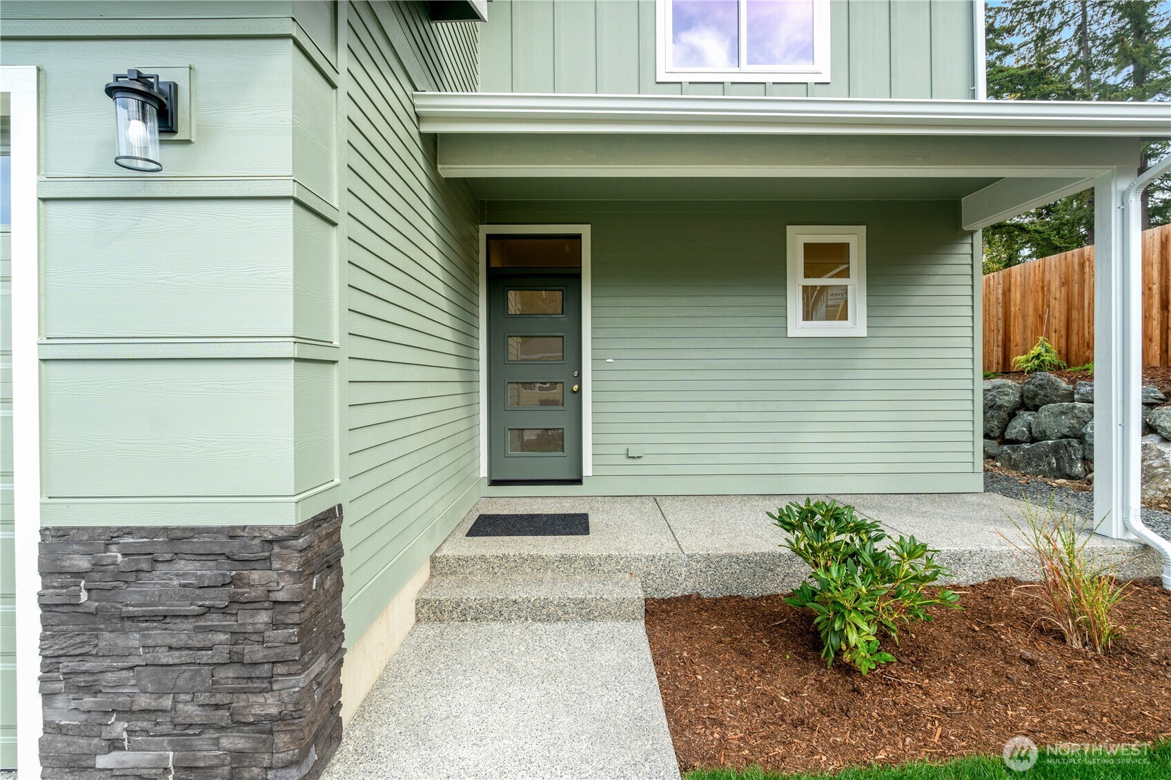 1126 Whidbey Street Property Photo 3