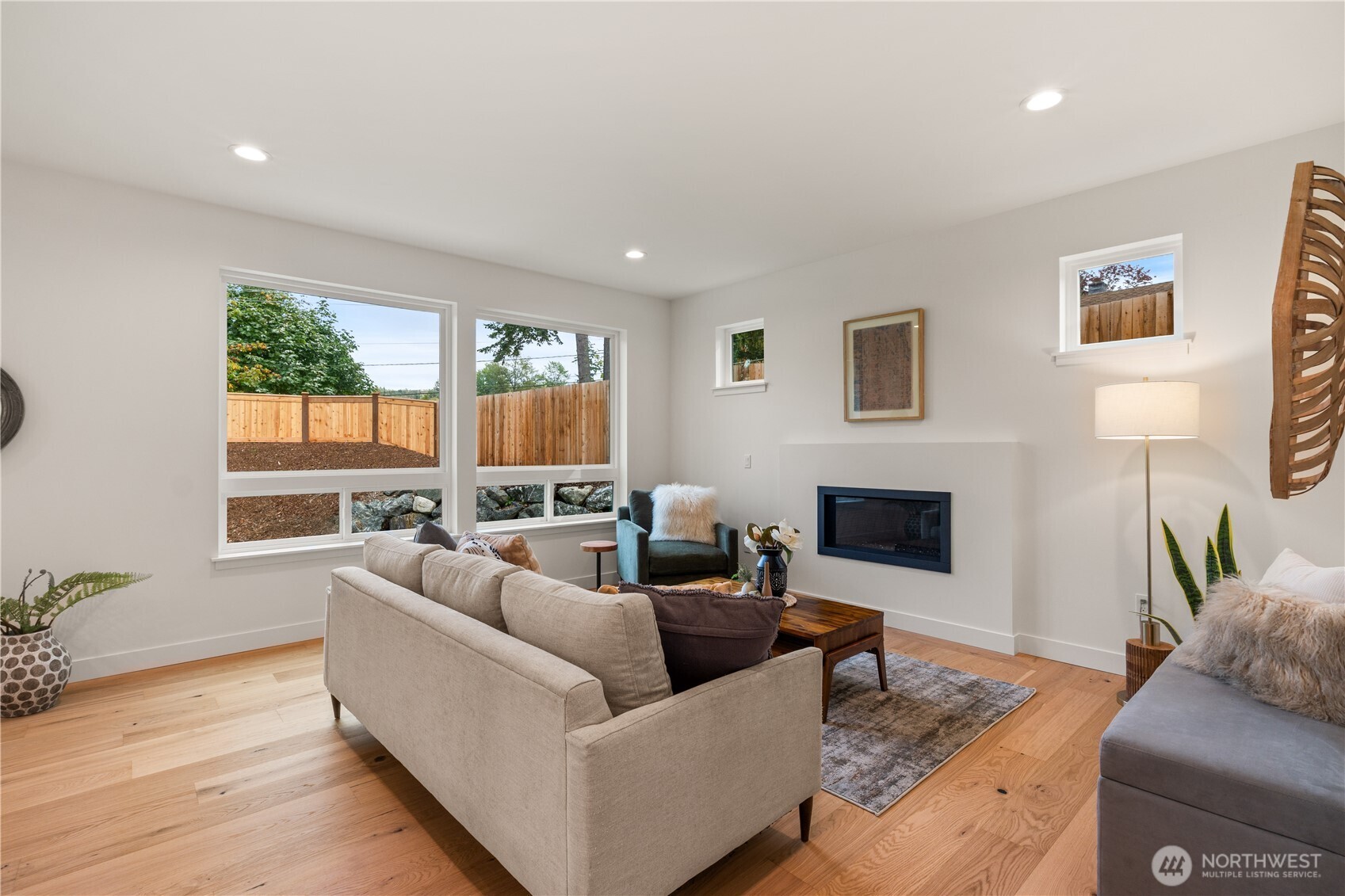 1126 Whidbey Street Property Photo 5