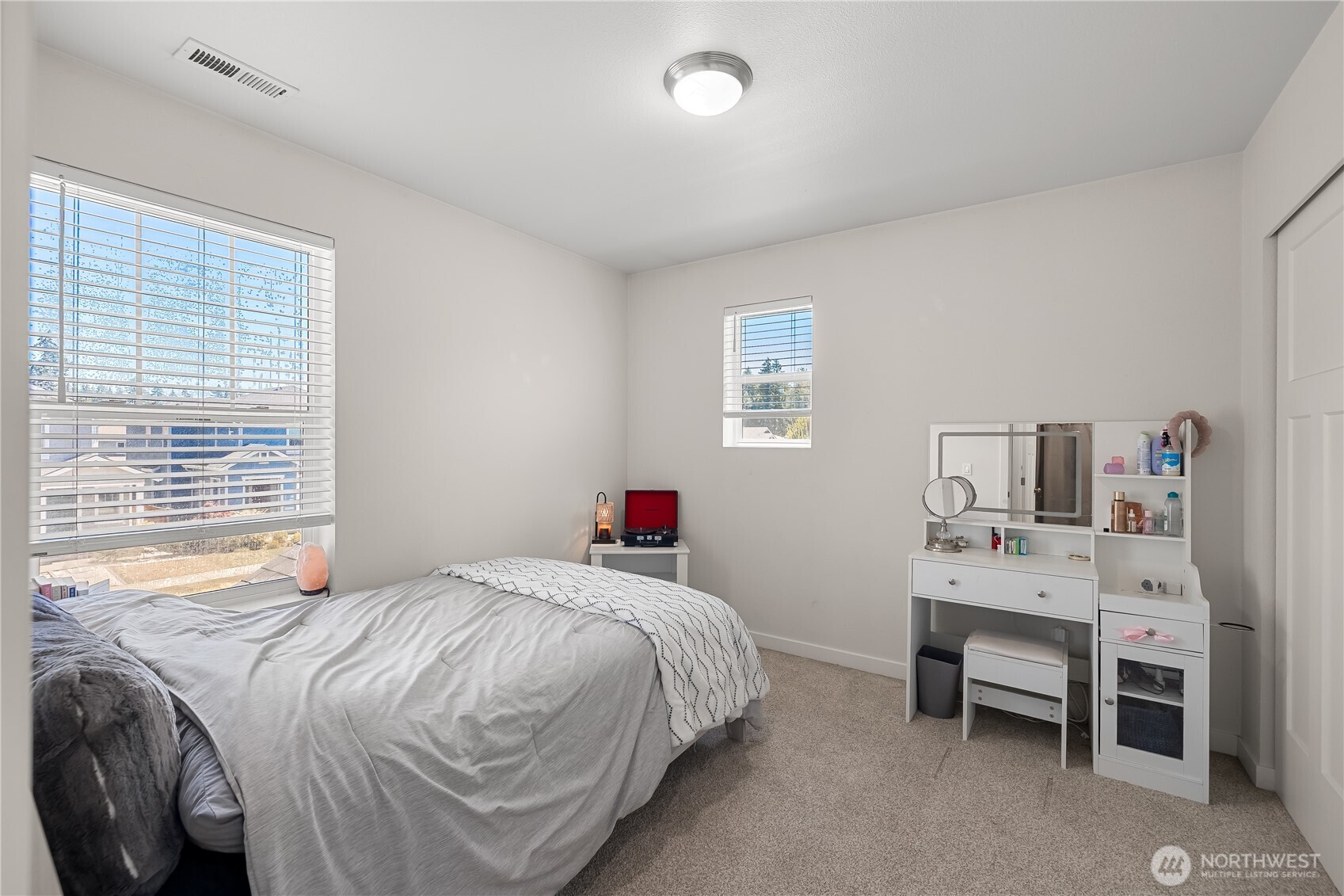 9011 Viola Street Property Photo 12