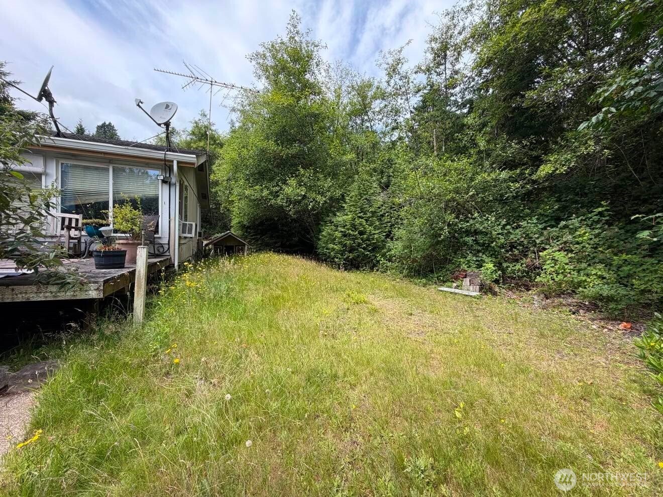 244 N Dubois Road Property Photo 4