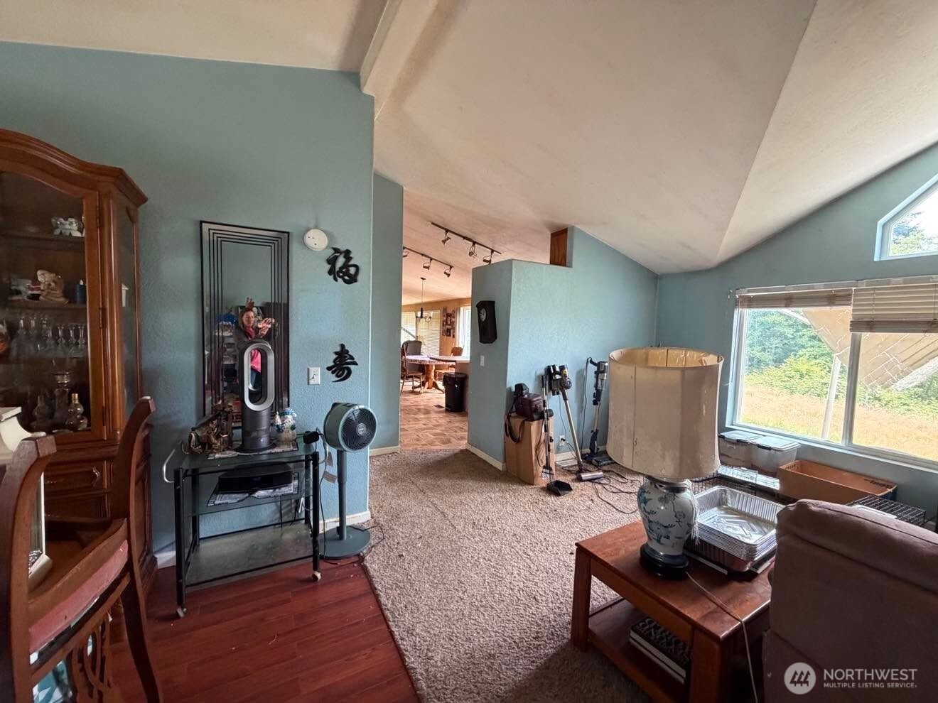 244 N Dubois Road Property Photo 10