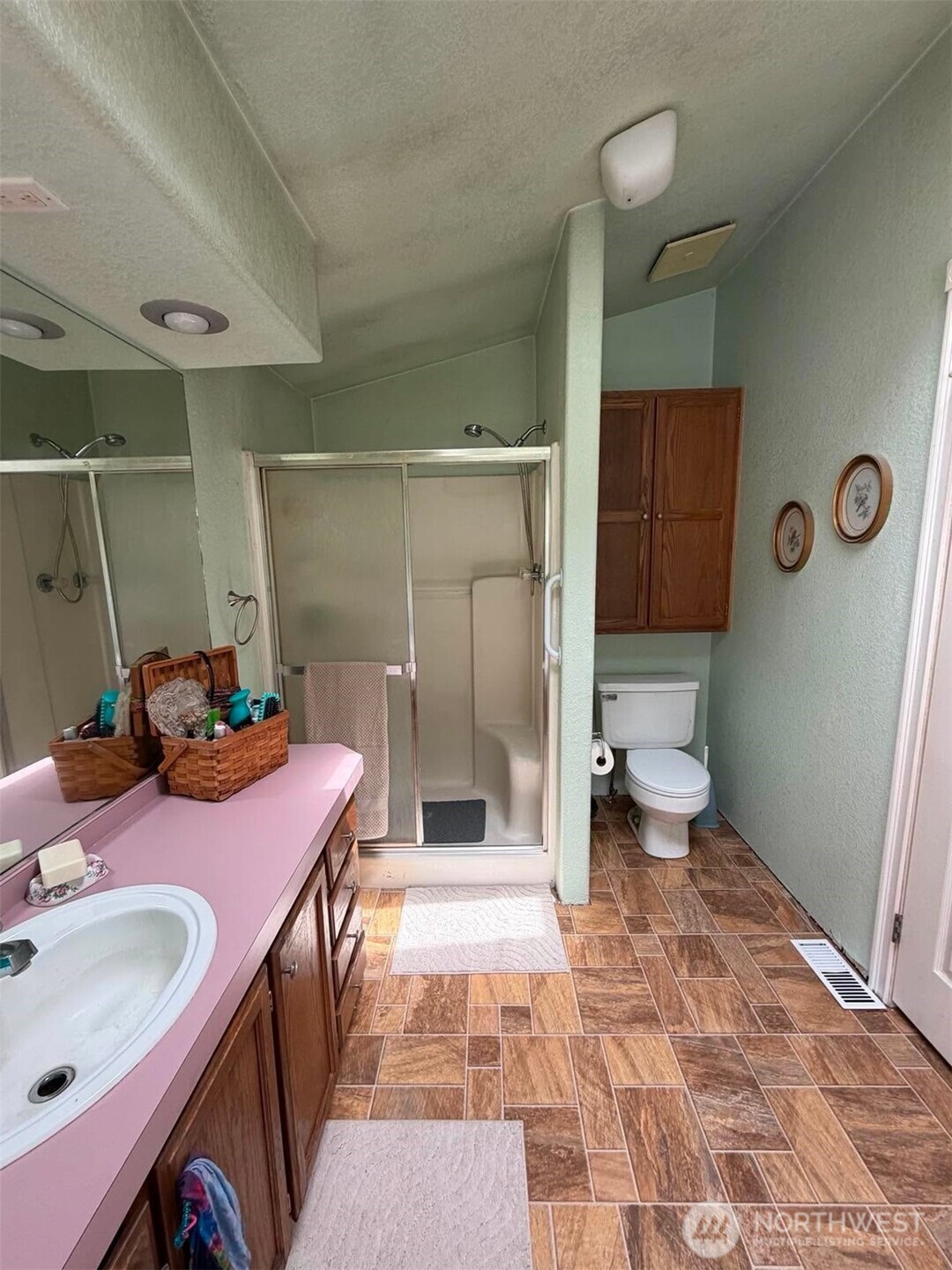 244 N Dubois Road Property Photo 13