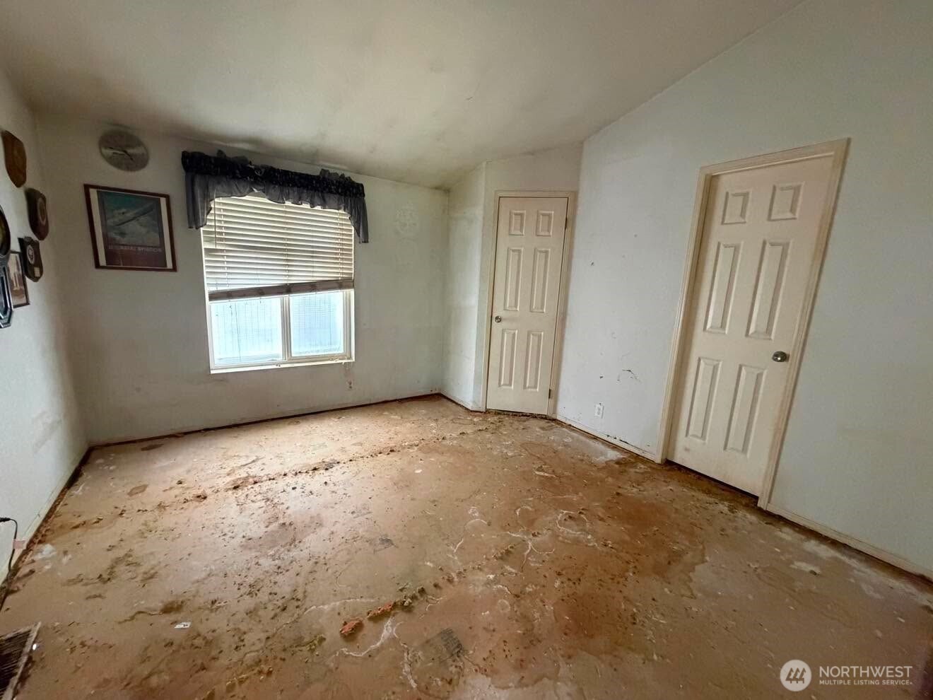 244 N Dubois Road Property Photo 17