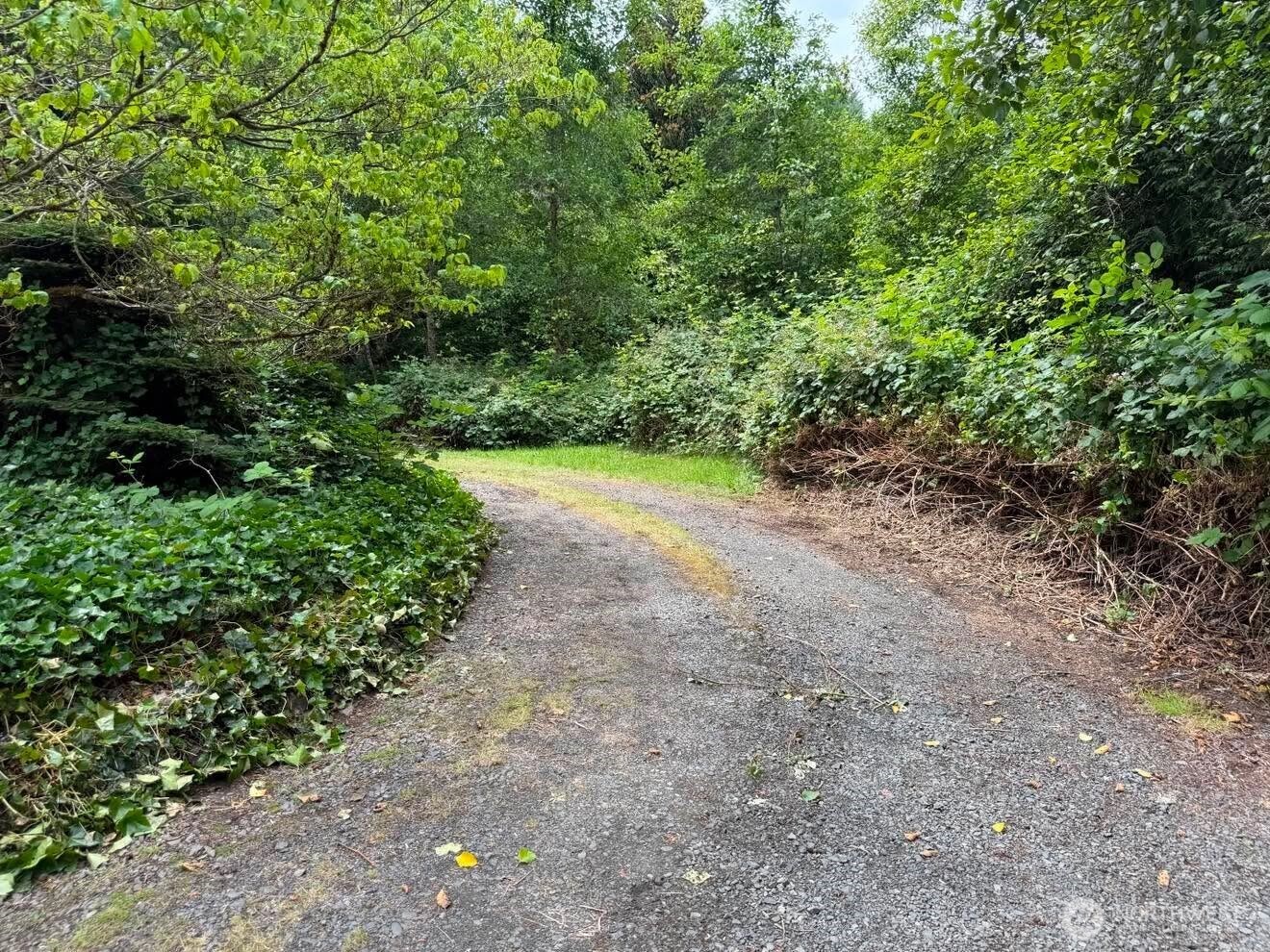 244 N Dubois Road Property Photo 23