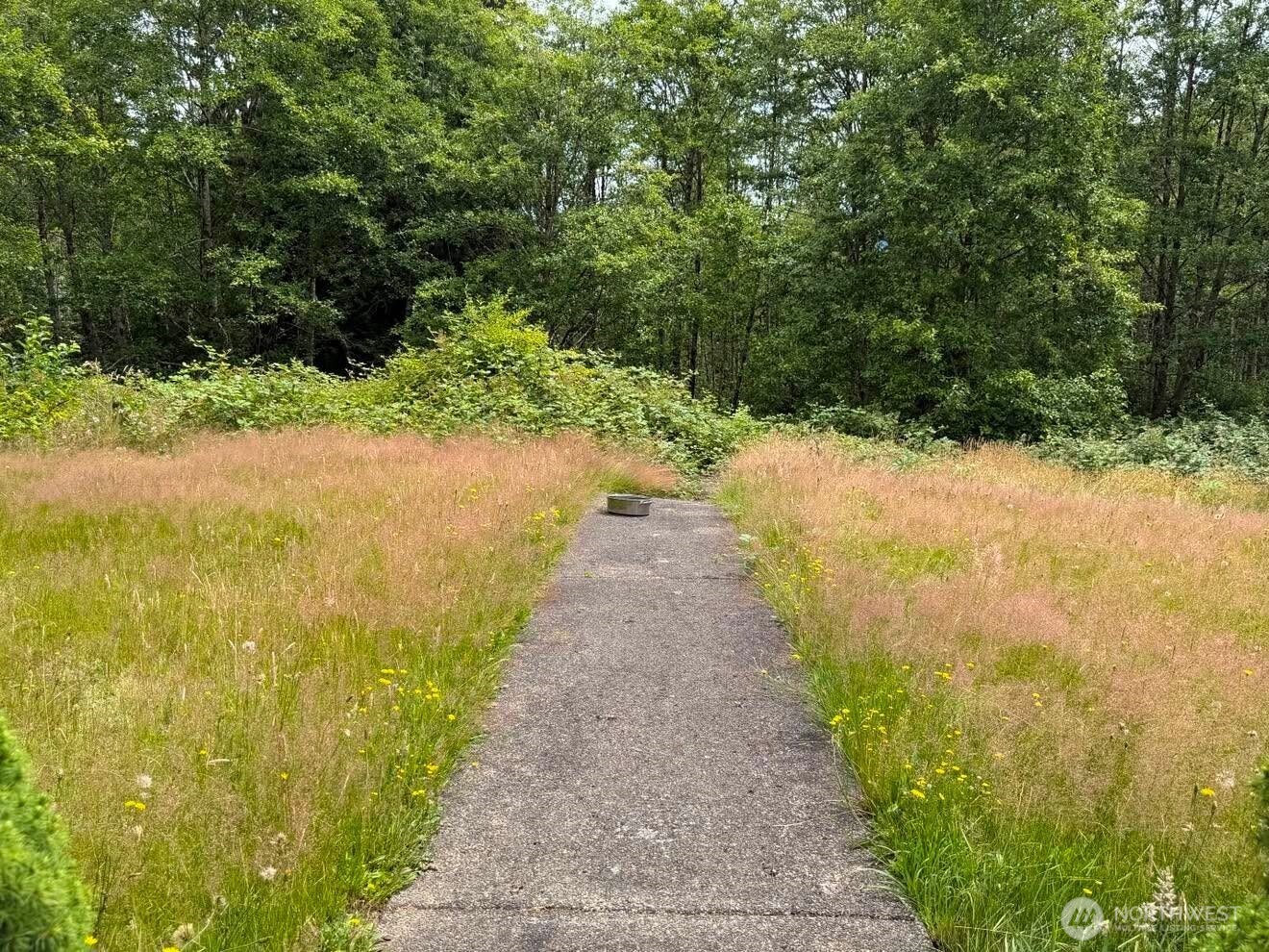 244 N Dubois Road Property Photo 25