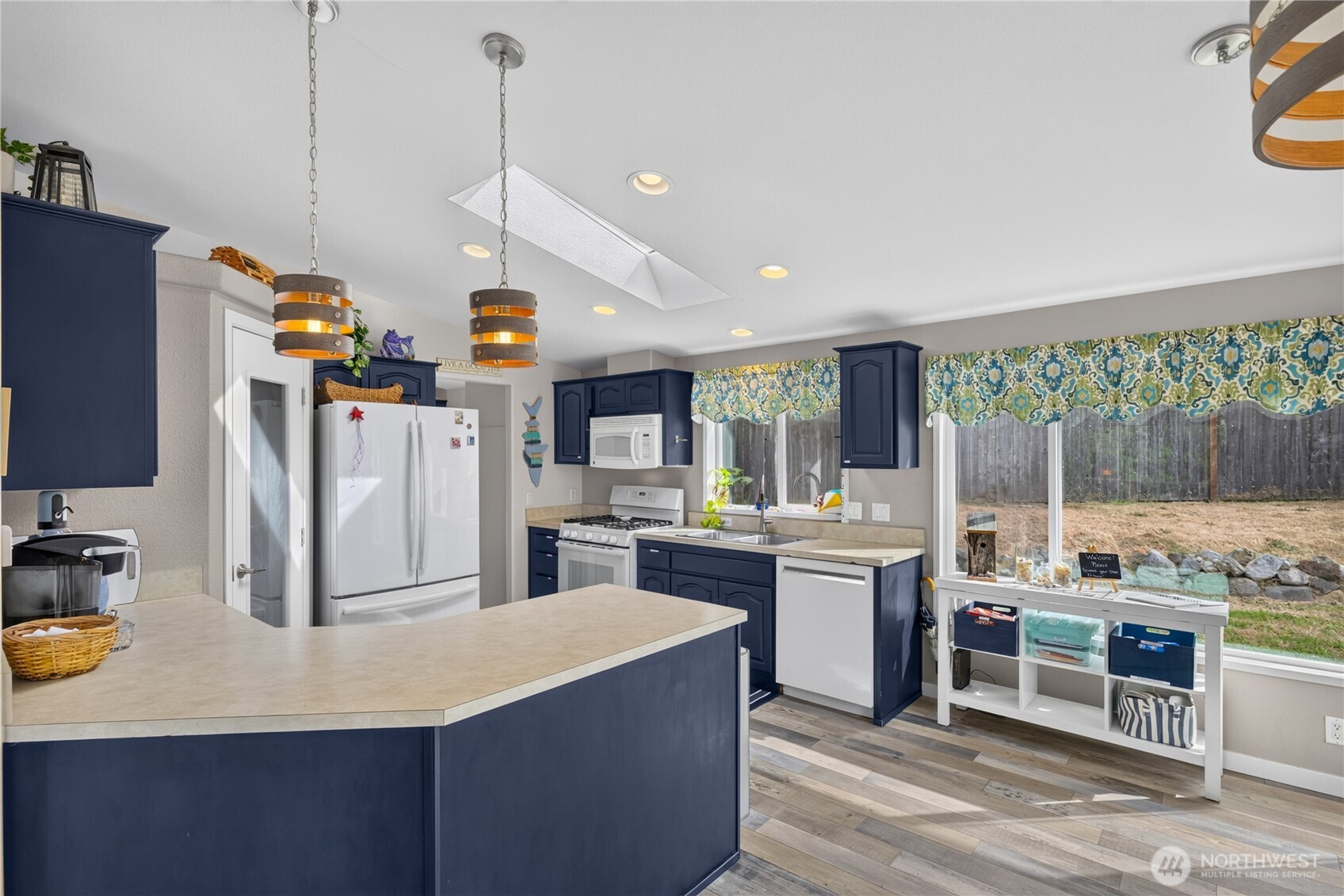 7404 Guemes Place Property Photo 15
