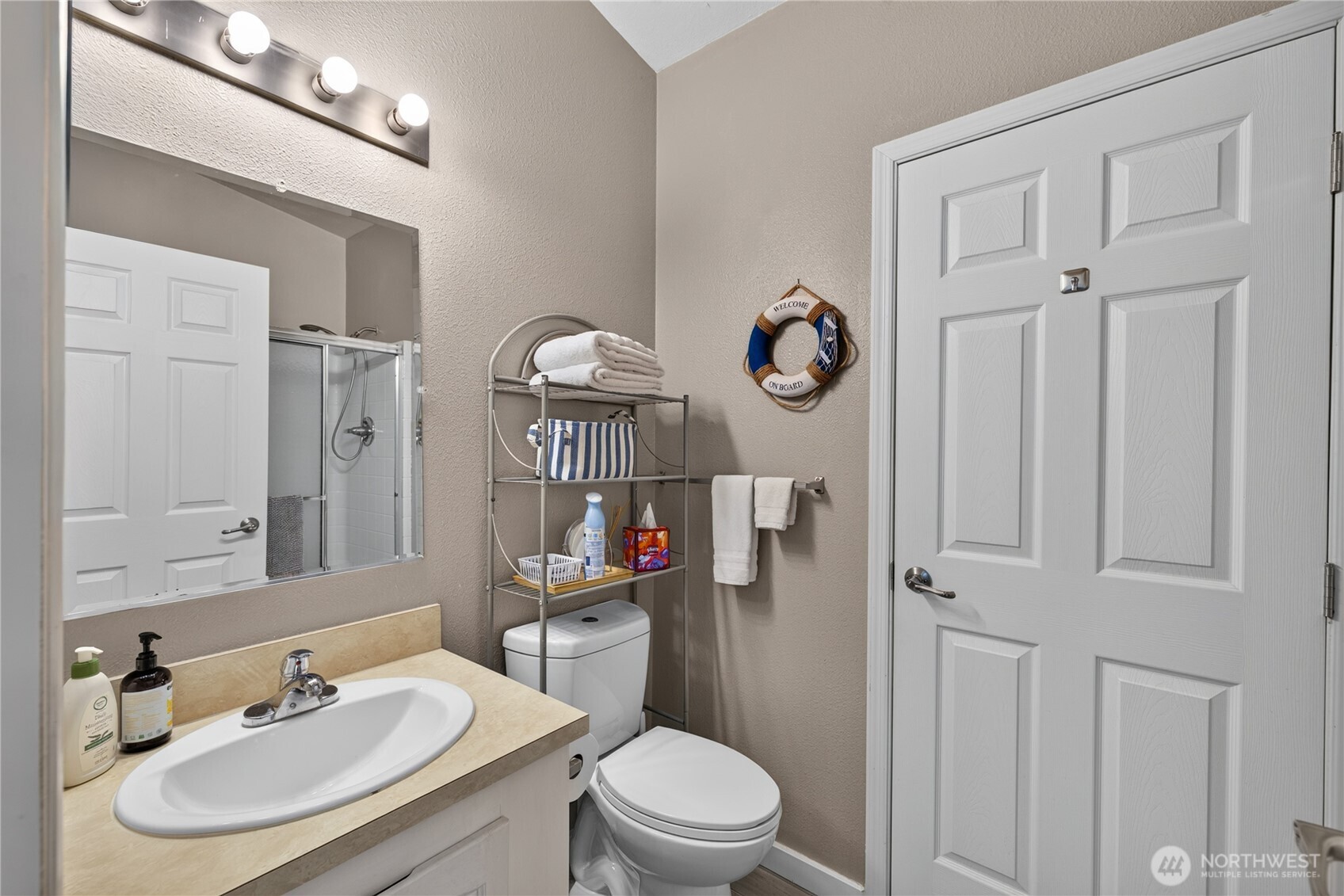 7404 Guemes Place Property Photo 26