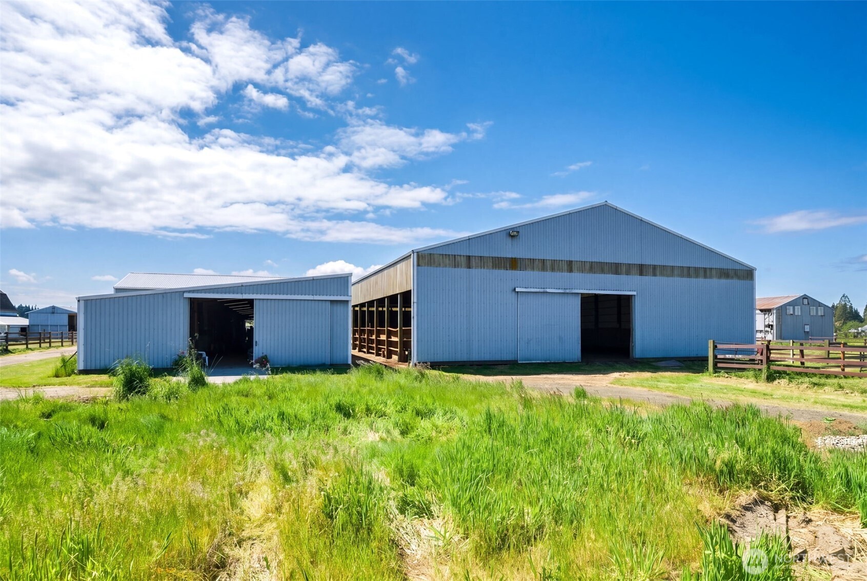 1300 Ne 209th Street Property Photo 17